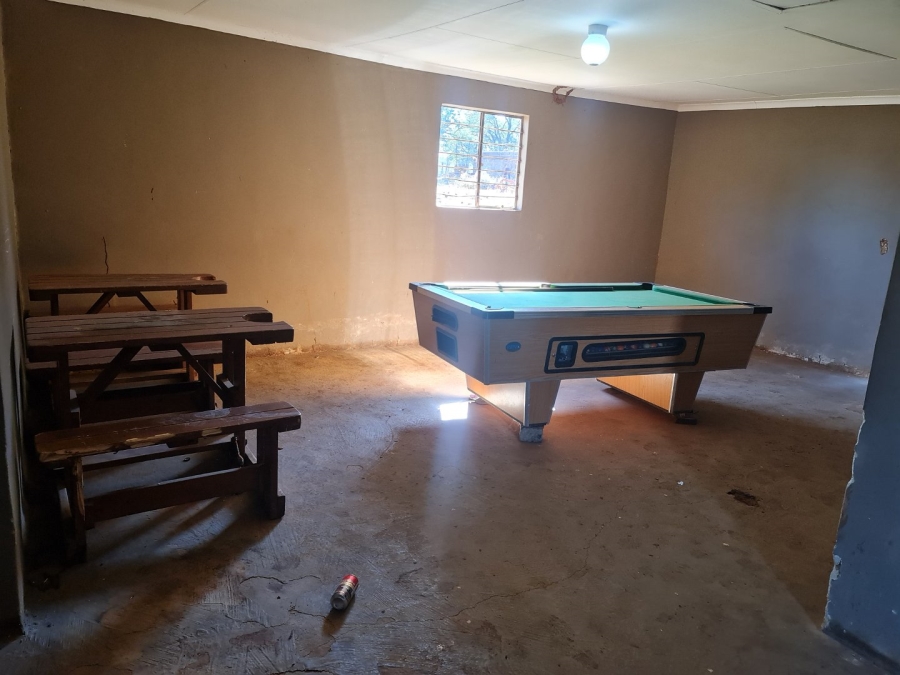 Commercial Property for Sale in Schylock A H North West